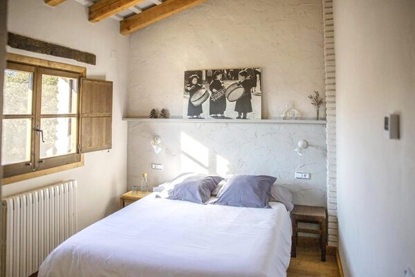 Foto van Vakantiehuis in Montblanc met zwembad - Vakantiehuis in Rojals - BedRoom