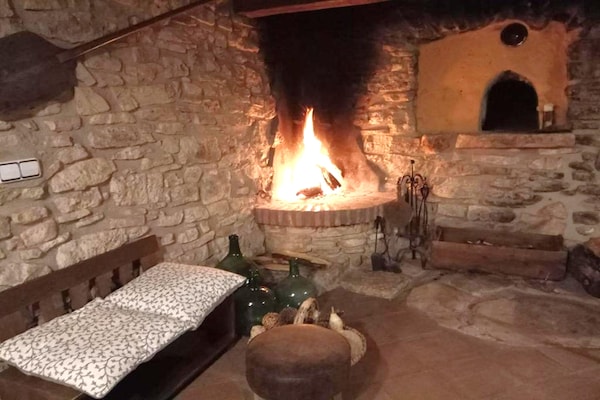 Foto van Vakantiehuis in Montblanc met zwembad - Vakantiehuis in Rojals - Facilities