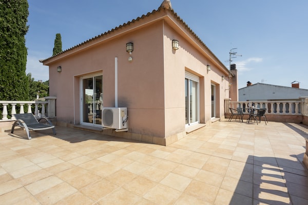 Foto van Villa vlakbij strand en wijngaarden - Vakantiehuis in El Vendrell - ExteriorSummer