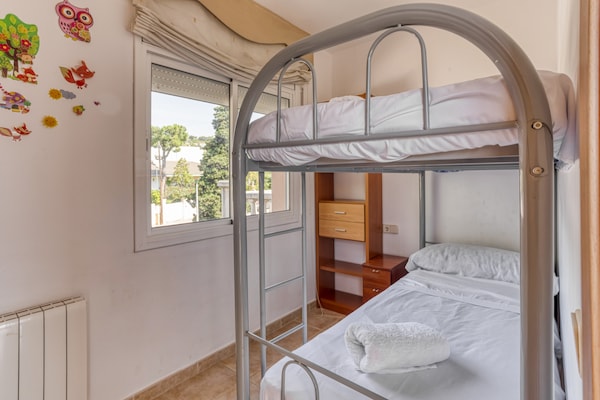 Foto van Villa vlakbij strand en wijngaarden - Vakantiehuis in El Vendrell - BedRoom