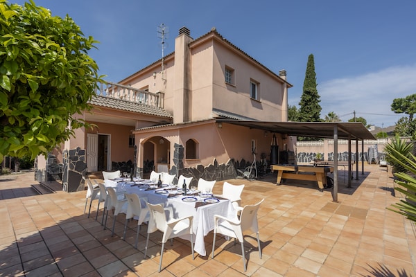 Foto van Villa vlakbij strand en wijngaarden - Vakantiehuis in El Vendrell - GardenSummer
