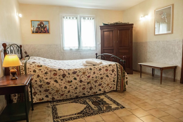 Foto van Chique zwembadretraite in Narbonne - Vakantiehuis in Narbonne - BedRoom
