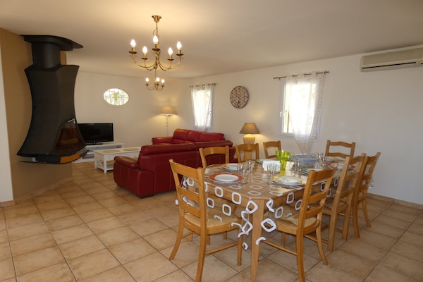 Foto van Villa met privézwembad, uitzicht op de Ventoux - Vakantiehuis in Saint Paul trois Chateaux - LivingRoom