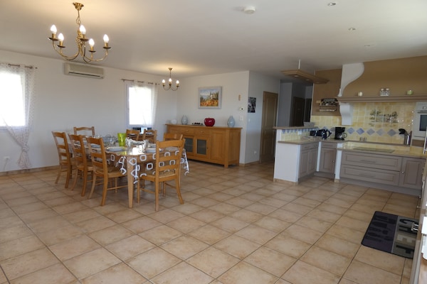 Foto van Villa met privézwembad, uitzicht op de Ventoux - Vakantiehuis in Saint Paul trois Chateaux - Kitchen
