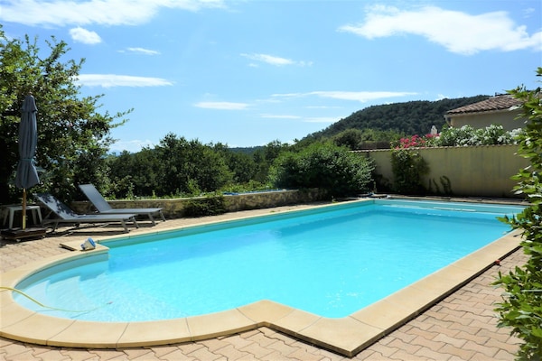 Foto van Villa met privézwembad, uitzicht op de Ventoux - Vakantiehuis in Saint Paul trois Chateaux - PoolOfHouse