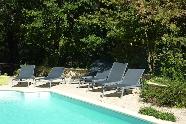 Foto van Villa met privézwembad en panoramisch uitzicht - Vakantiehuis in Saint Paul trois Chateaux - TerraceBalcony