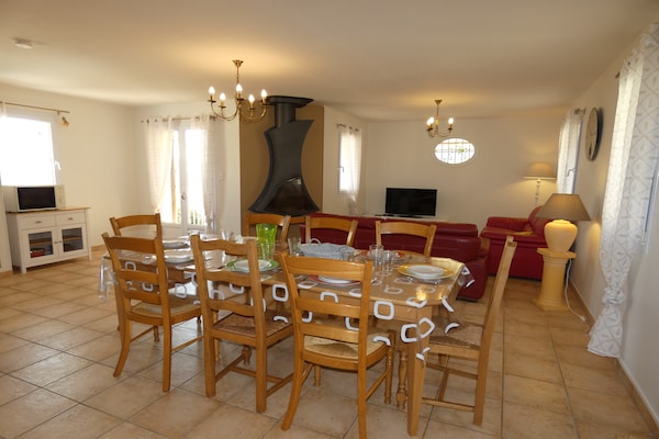 Foto van Villa met privézwembad en panoramisch uitzicht - Vakantiehuis in Saint Paul trois Chateaux - DiningRoom