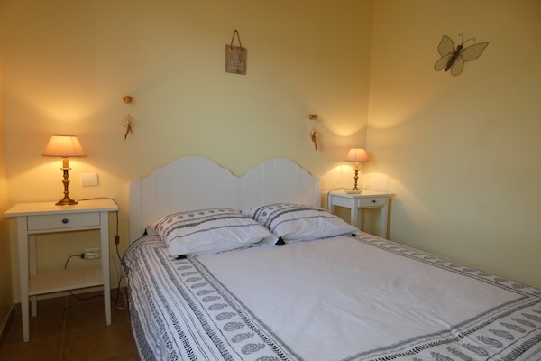 Foto van Villa met privézwembad en panoramisch uitzicht - Vakantiehuis in Saint Paul trois Chateaux - BedRoom