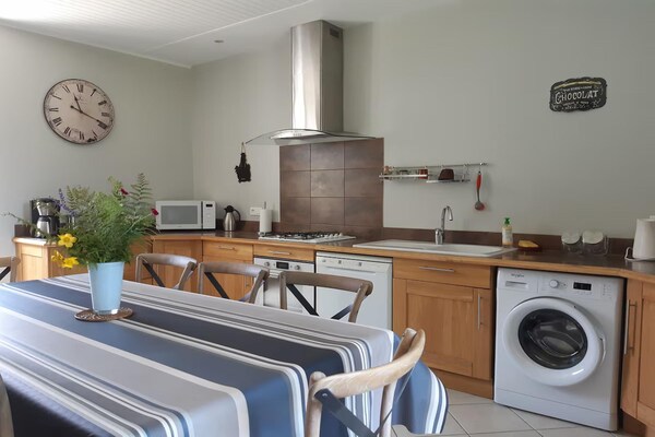 Foto van Ruim familiehuis met uitzicht op het platteland - Vakantiehuis in Salviac - Kitchen