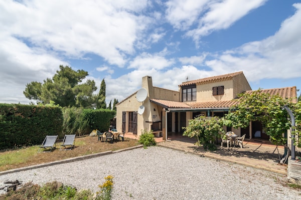 Foto van Villa in Beaufort met Zwembad & Uitzicht - Vakantiehuis in Beaufort - ExteriorSummer
