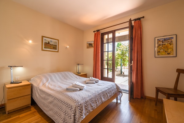 Foto van Villa in Beaufort met Zwembad & Uitzicht - Vakantiehuis in Beaufort - BedRoom