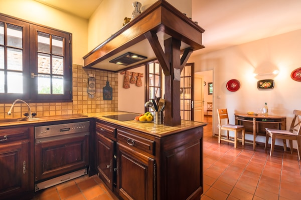 Foto van Villa in Beaufort met Zwembad & Uitzicht - Vakantiehuis in Beaufort - Kitchen