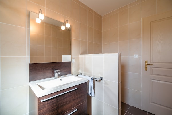 Foto van Stijlvolle villa met terras - Vakantiehuis in Pouzols Minervois (Soleil d'Oc) - BathRoom