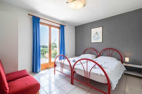 Foto van Moderne villa met verwarmd zwembad - Vakantiehuis in Beaufort - BedRoom