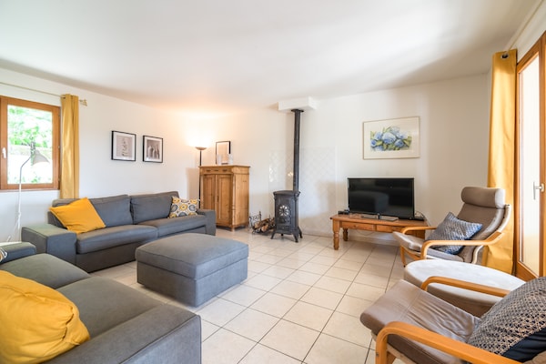 Foto van Moderne villa met verwarmd zwembad - Vakantiehuis in Beaufort - LivingRoom