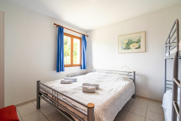 Foto van Moderne villa met verwarmd zwembad - Vakantiehuis in Beaufort - BedRoom