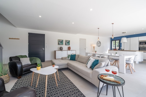 Foto van Vakantiehuis Beaufort met Privézwembad - Vakantiehuis in Beaufort - LivingRoom