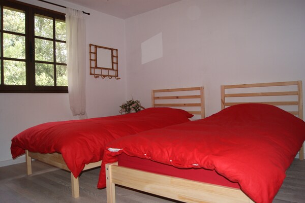 Foto van Villa in Provence met Zwembad en Uitzicht - Vakantiehuis in Saint-Antonin-du-Var - BedRoom