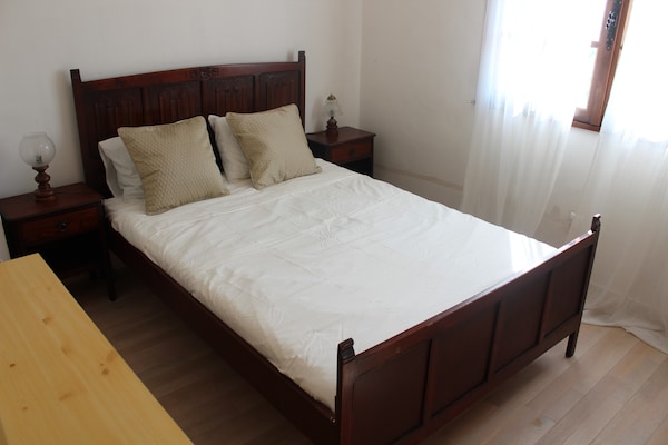 Foto van Villa in Provence met Zwembad en Uitzicht - Vakantiehuis in Saint-Antonin-du-Var - BedRoom