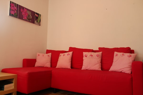 Foto van Villa in Provence met Zwembad en Uitzicht - Vakantiehuis in Saint-Antonin-du-Var - LivingRoom
