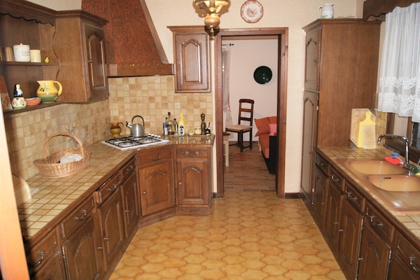 Foto van Villa in Provence met Zwembad en Uitzicht - Vakantiehuis in Saint-Antonin-du-Var - Kitchen