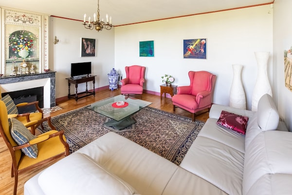 Foto van Elegante kasteelontsnapping - Vakantiehuis in Cezac - LivingRoom