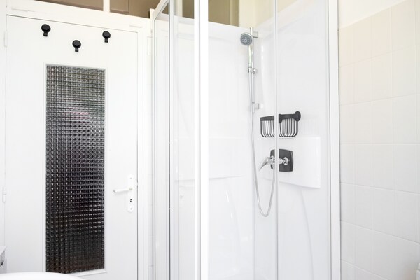 Foto van Vakantiehuis met zwembad in Coubjours - Vakantiehuis in COUBJOURS - BathRoom