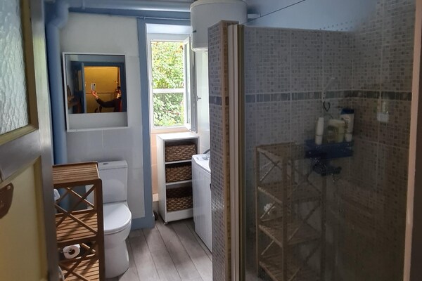 Foto van Vakantiehuis in Auvergne bij Puy Mary - Vakantiehuis in St Cirgues de Malbert - BathRoom