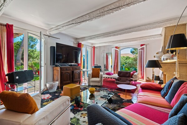 Foto van Villa in Martigues bij Middellandse Zee - Vakantiehuis in Martigues - LivingRoom