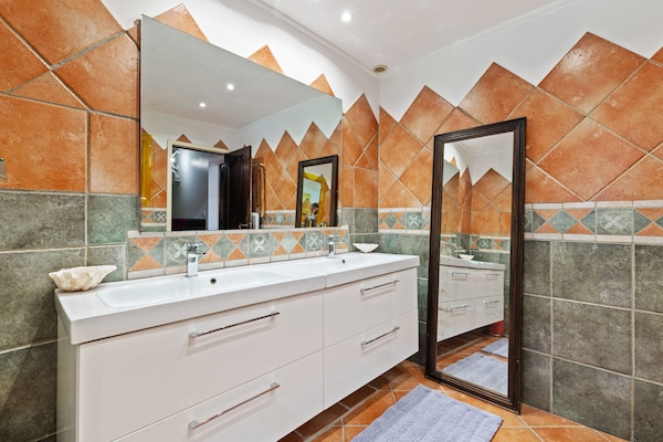 Foto van Villa in Martigues bij Middellandse Zee - Vakantiehuis in Martigues - BathRoom