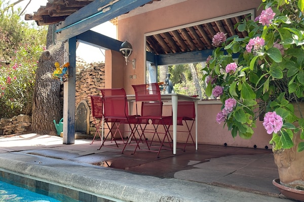 Foto van Villa in Martigues bij Middellandse Zee - Vakantiehuis in Martigues - TerraceBalcony