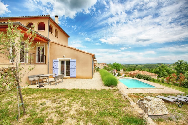 Foto van Rustige villa in Joyeuse - Vakantiehuis in Joyeuse - GardenSummer