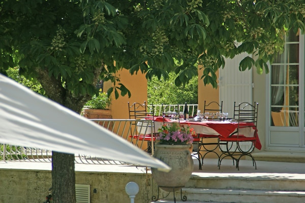Foto van Villa in Reillanne met Zwembad - Vakantiehuis in Reillanne - TerraceBalcony