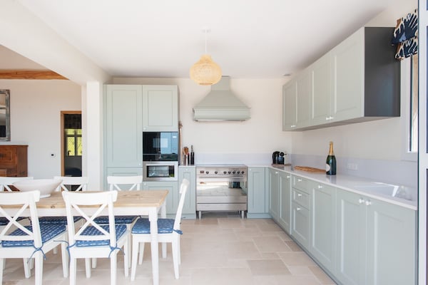 Foto van Villa met zeezicht en zwembad - Vakantiehuis in Vallauris - Kitchen