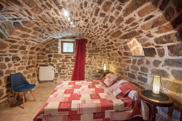 Foto van Verborgen toevluchtsoord in Chassiers - Vakantiehuis in Chassiers - BedRoom