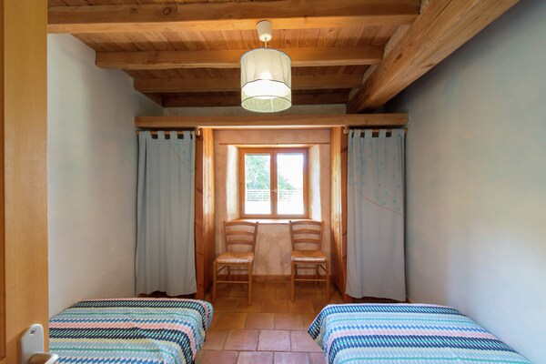 Foto van Vakantiehuis in Ardèche met Zwembad - Vakantiehuis in St. Alban-Auriolles - BedRoom