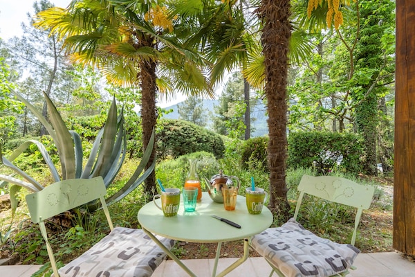 Foto van Familie-uitje in Les Salelles - Vakantiehuis in Les Salelles - TerraceBalcony