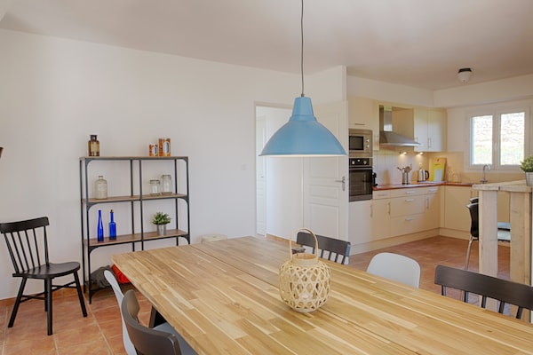 Foto van Villa op de heuvel met zwembad, Joyeuse - Vakantiehuis in Joyeuse - DiningRoom