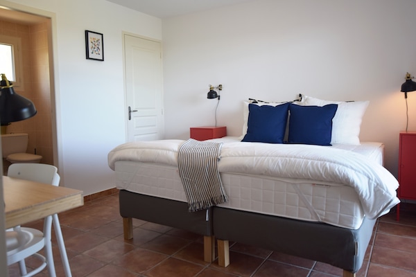 Foto van Villa op de heuvel met zwembad, Joyeuse - Vakantiehuis in Joyeuse - BedRoom