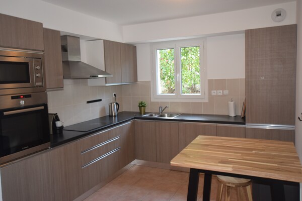 Foto van Villa op de heuvel met zwembad, Joyeuse - Vakantiehuis in Joyeuse - Kitchen