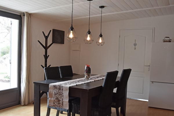 Foto van Rustige villa met zwembad - Vakantiehuis in Lézignan-Corbières - DiningRoom