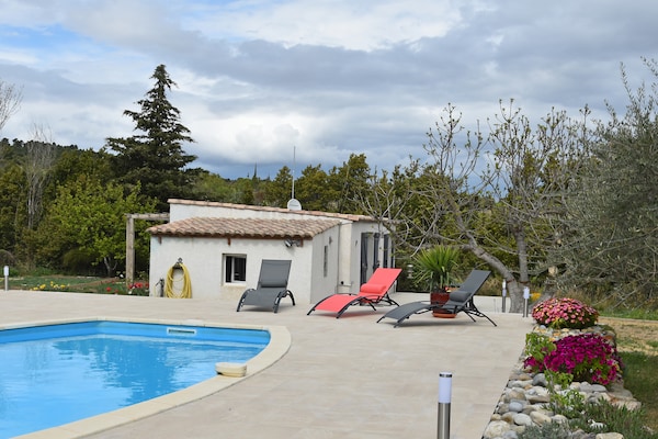 Foto van Rustige villa met zwembad - Vakantiehuis in Lézignan-Corbières - ExteriorSummer