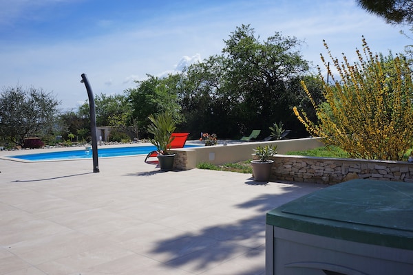 Foto van Rustige villa met zwembad - Vakantiehuis in Lézignan-Corbières - PoolOfHouse