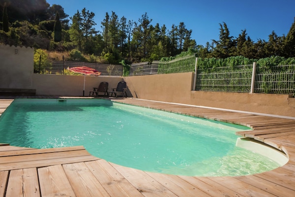 Foto van Zonnige ontsnapping naar sereniteit - Vakantiehuis in Fraissé-Des-Corbieres - PoolOfHouse