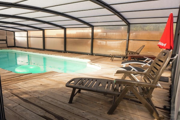 Foto van Zonnige ontsnapping naar sereniteit - Vakantiehuis in Fraissé-Des-Corbieres - PoolOfHouse