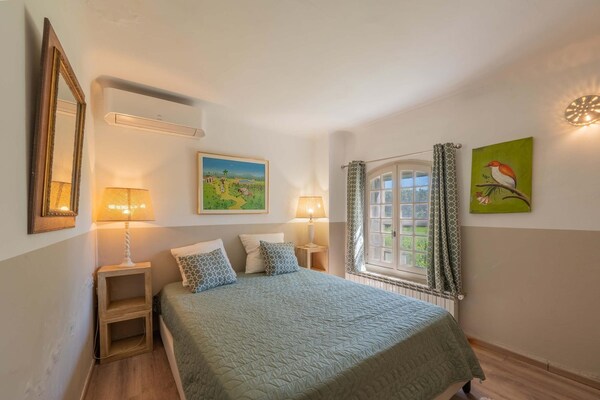 Foto van Grote familievilla in Arles met zwembad - Vakantiehuis in Arles - Landing