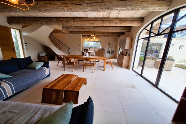 Foto van Schilderachtige villa in het hart van de Alpilles - Vakantiehuis in Saint-Rémy-de-Provence - DiningRoom