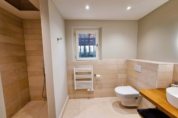 Foto van Schilderachtige villa in het hart van de Alpilles - Vakantiehuis in Saint-Rémy-de-Provence - BathRoom