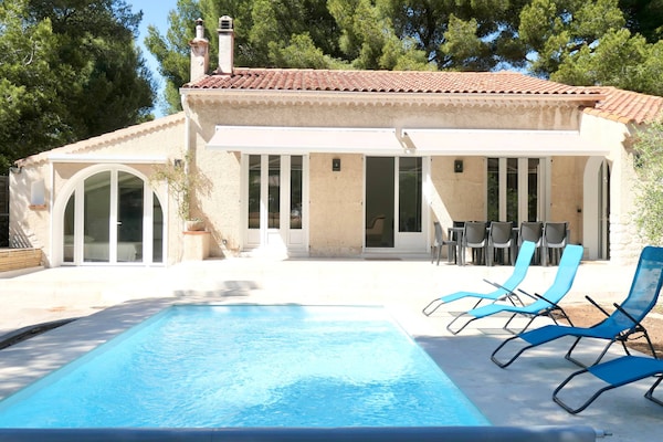 Foto van Piscine/ Proche mer et village / Carry Le Rouet - Vakantiehuis in Carry-le-Rouet - PoolOfHouse