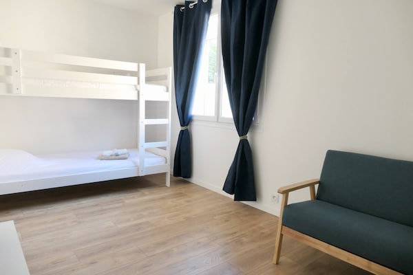 Foto van Piscine/ Proche mer et village / Carry Le Rouet - Vakantiehuis in Carry-le-Rouet - BedRoom